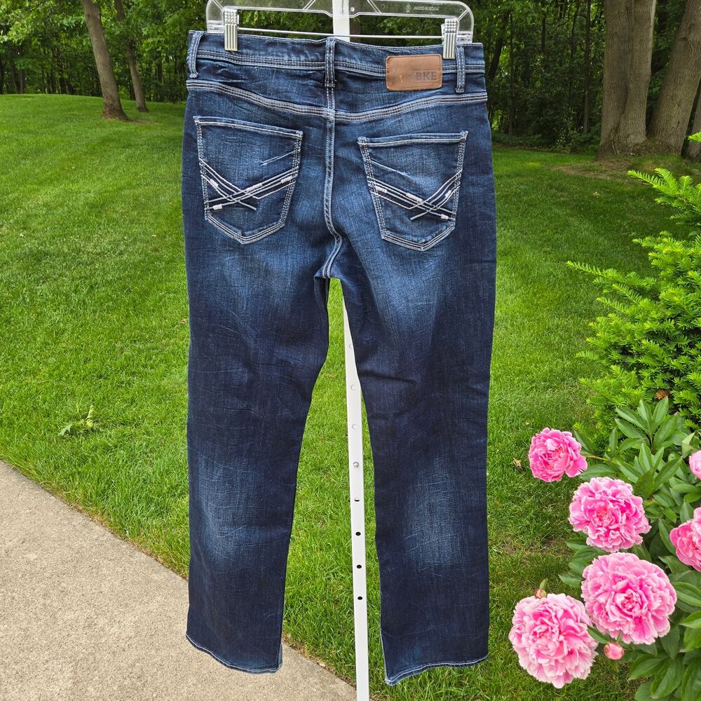 BKE Buckle Tyler Straight Leg Men's Jeans Embroidered Pockets Long Inseam sz 32L